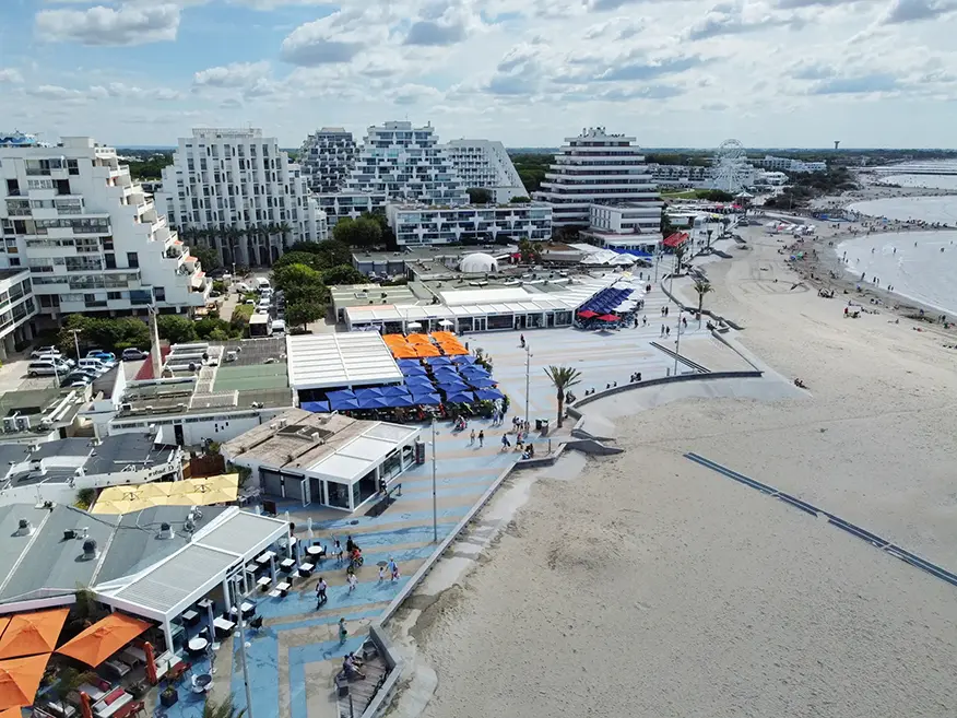 Retour dexperience installation de pergolas pour la renovation dun front de mer